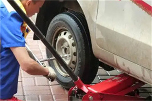 萝岗附近拖车24小时服务热线电话
